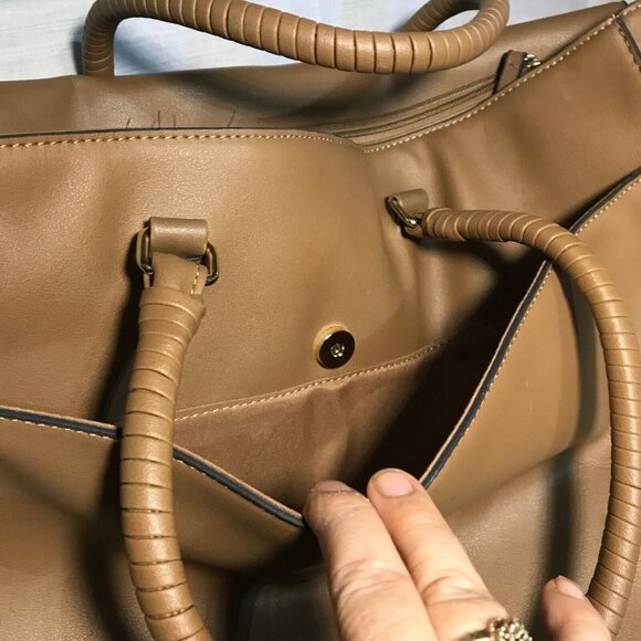 Bently Leather Mia & Luca Messenger Bag Purse Tan Shoulder Strap 18 X 11" Large - Picture 5 of 16